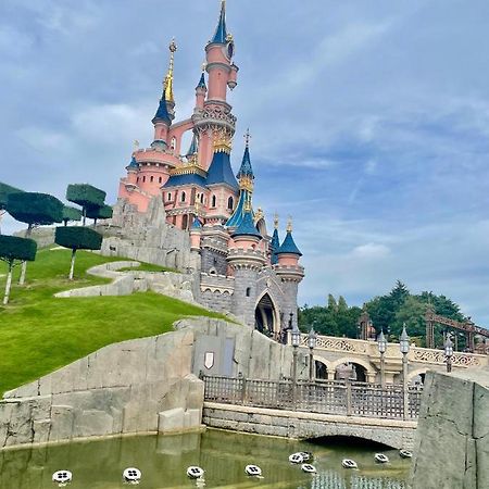 Apartament 5 Min From Disneyland Cozy Retreat Montévrain Zewnętrze zdjęcie