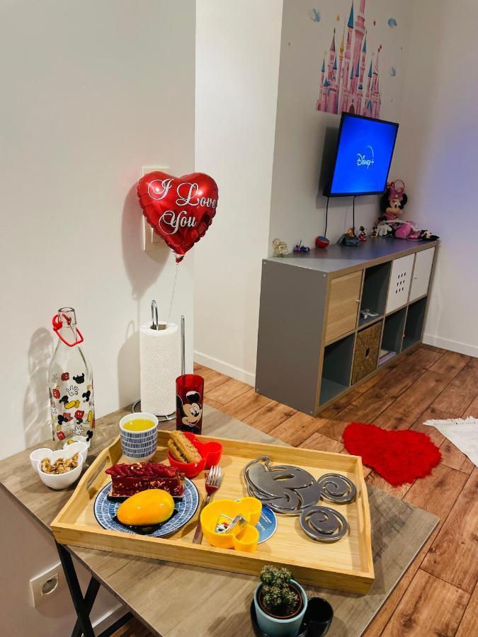 Apartament 5 Min From Disneyland Cozy Retreat Montévrain Zewnętrze zdjęcie